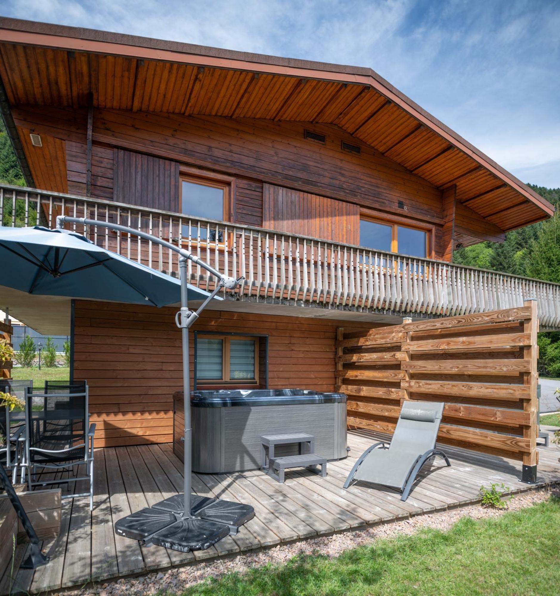 Rochesson Chalets Du Bouchot & Jacuzzi Privatif Proximite Gerardmer & La Bresse מראה חיצוני תמונה